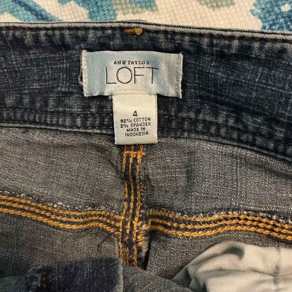 Ann Taylor Loft Denim Jean Skirt Womens Size 4 Above Knee Dark Wash - Picture 3 of 3